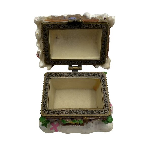 Ceramic Hinged Gingerbread House Christmas Trinket Box 2.5” - Picture 6 of 6
